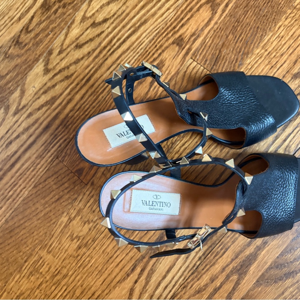 Valentino Garavani Black Rockstud Studded T Heeled Sandals - Picture 2 of 5